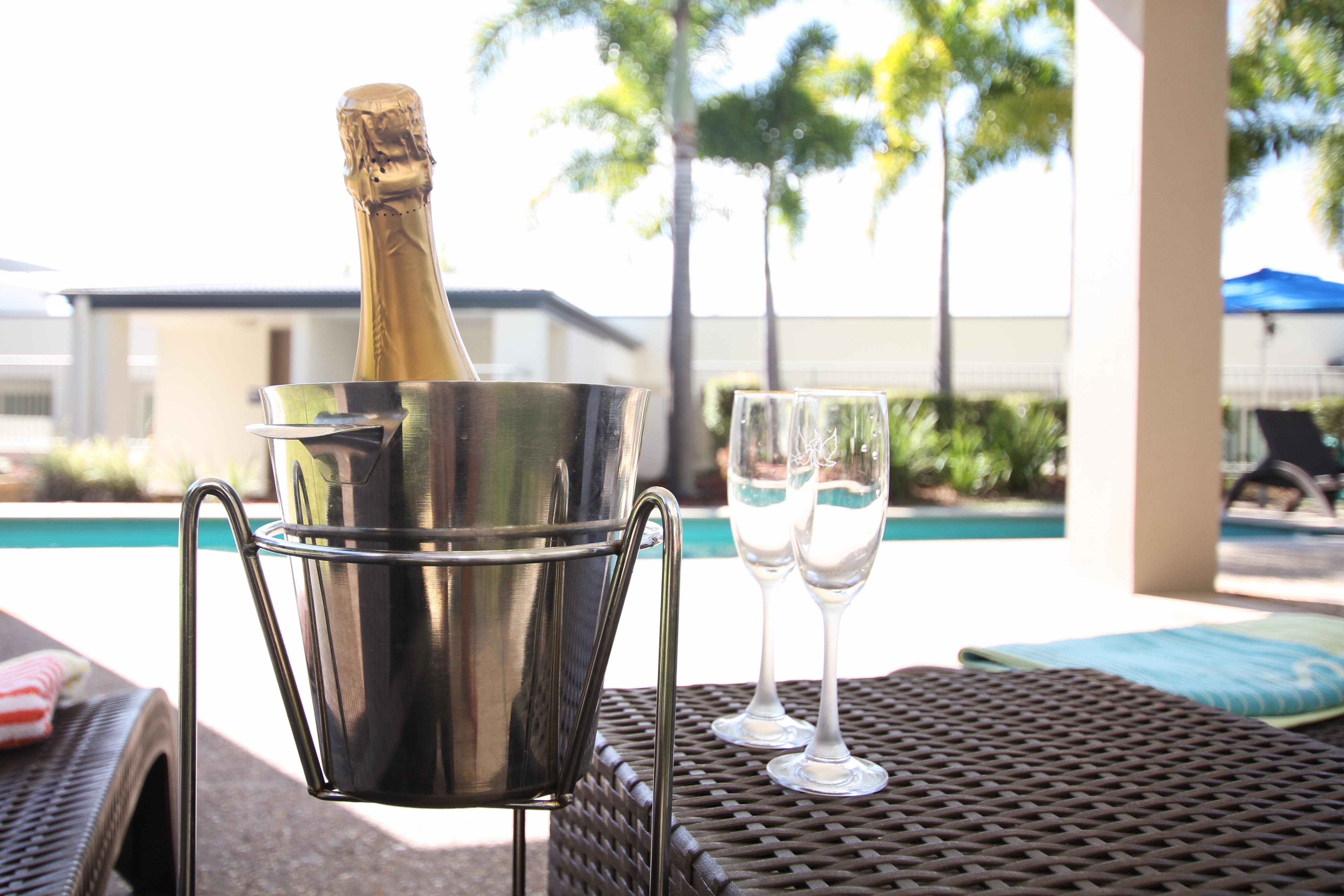 Caloundra Central Apartment Hotel Official Bagian luar foto