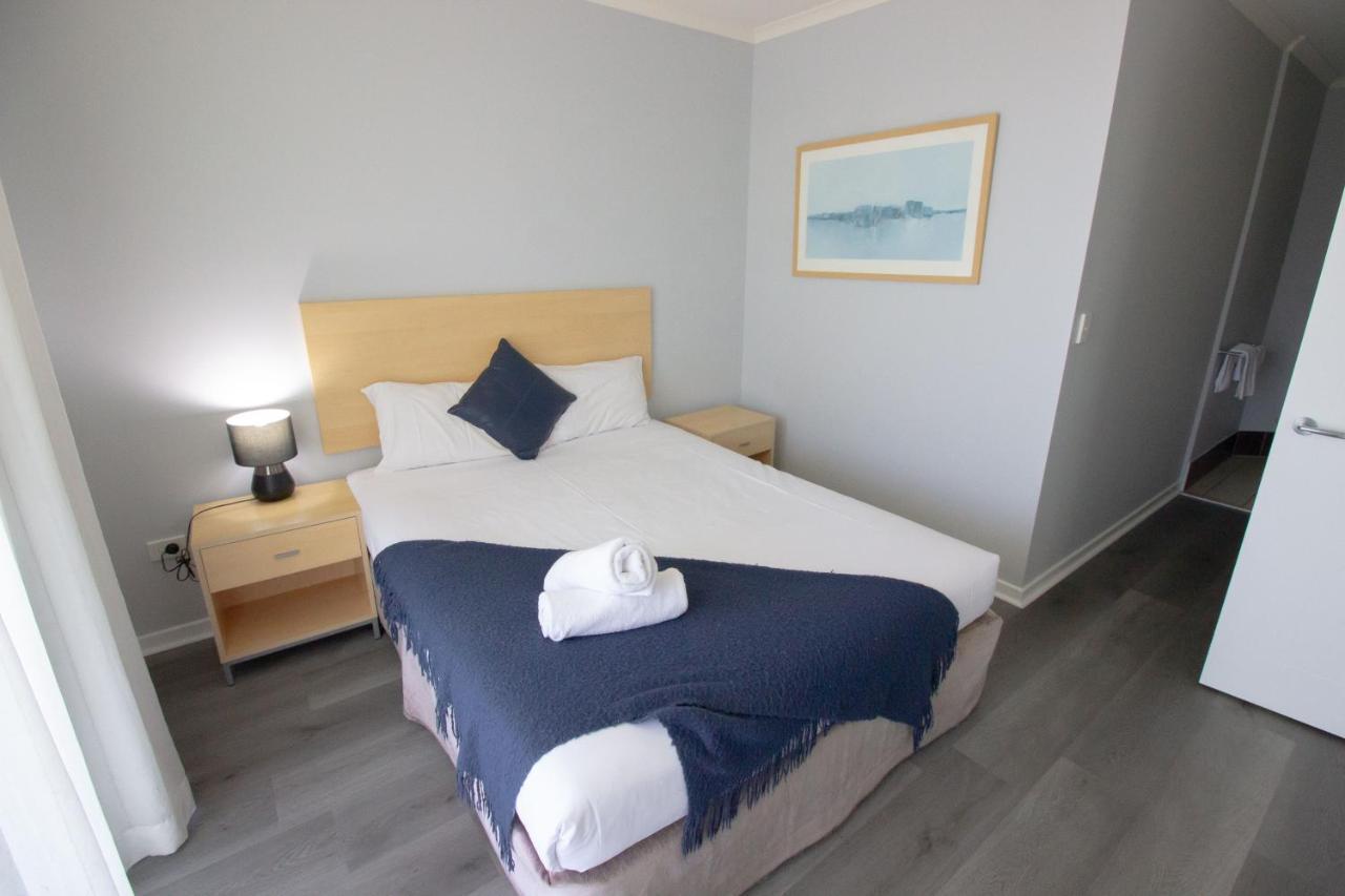 Caloundra Central Apartment Hotel Official Bagian luar foto