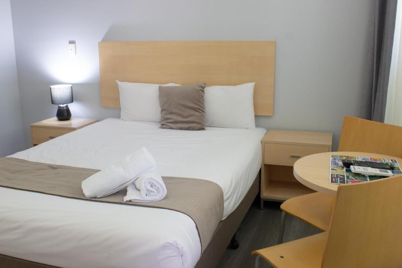 Caloundra Central Apartment Hotel Official Bagian luar foto