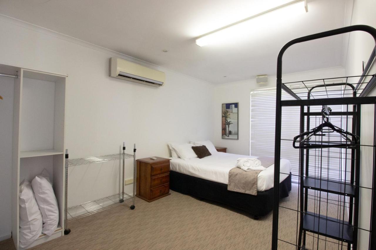Caloundra Central Apartment Hotel Official Bagian luar foto