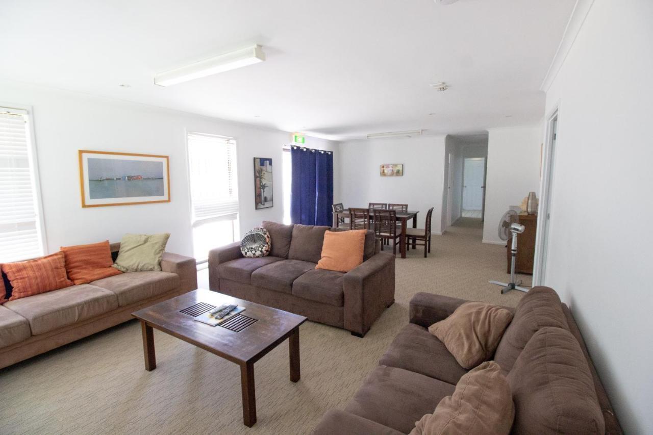 Caloundra Central Apartment Hotel Official Bagian luar foto