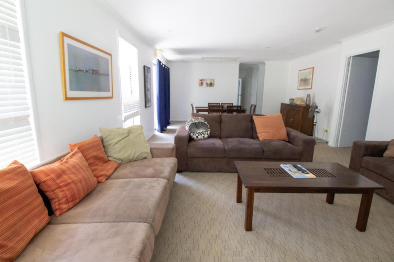Caloundra Central Apartment Hotel Official Bagian luar foto